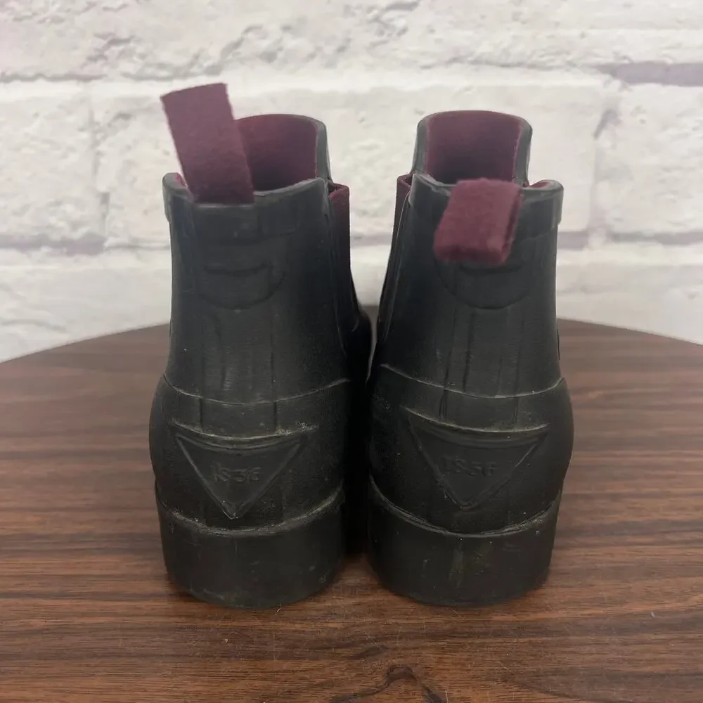 Hunter Womens 8 Minimalist Preppy Dark Academia Classic Rubber Chelsea Boots